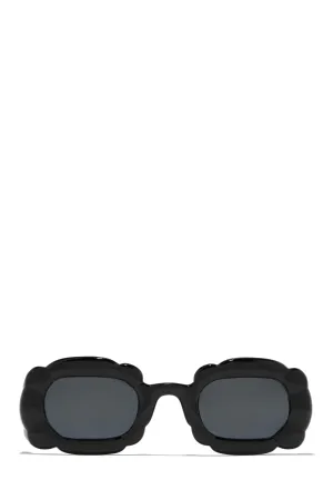 Pure Honey Unique Standout Frame Sunglasses - Black